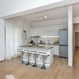 Cataleya #colony Center Θεσσαλονίκη